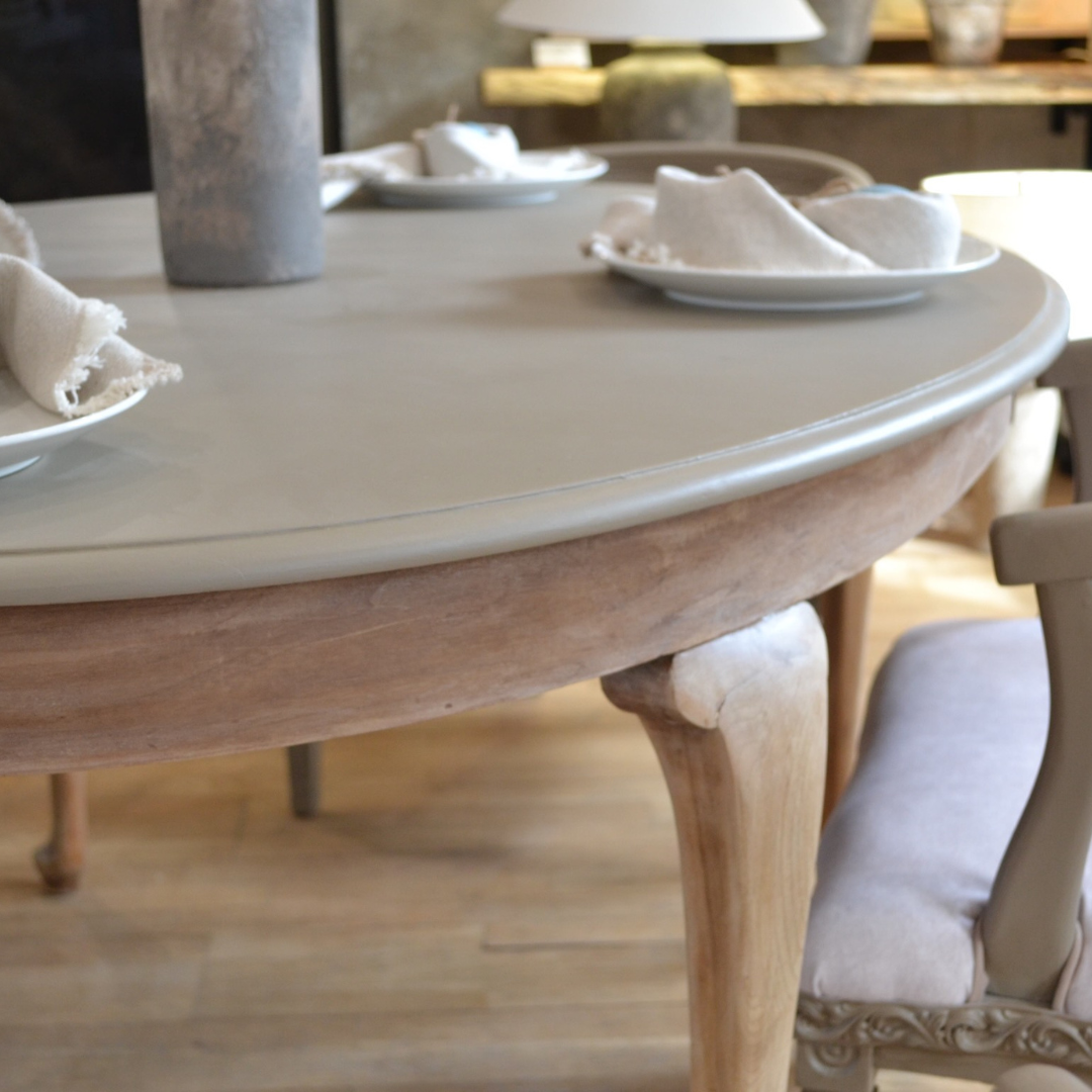 Queen Anne Style Dining Table